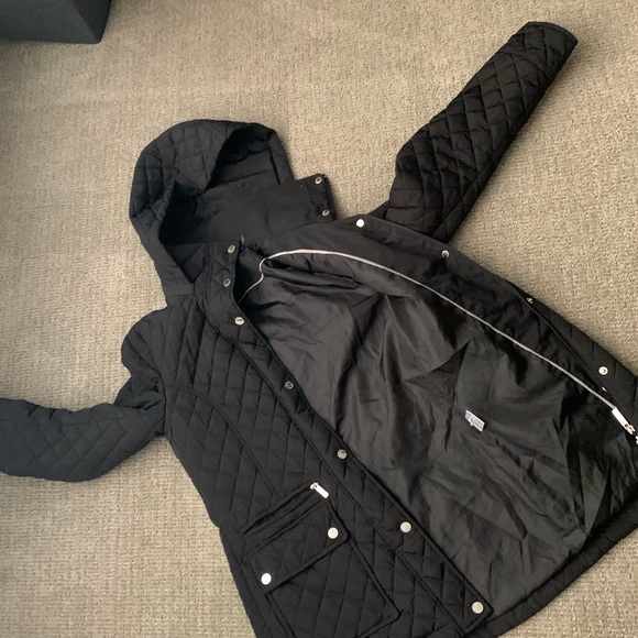 CALVIN KLEIN BLACK QUILTED RAINCOAT! - Picture 2 of 6